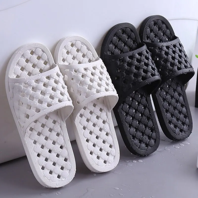 Men's Bathroom Non-slip Flip Flops Bath Slippers Indoor Home Summer Soft Comfortable Couple Family Flat Shoes Hotel Sandals