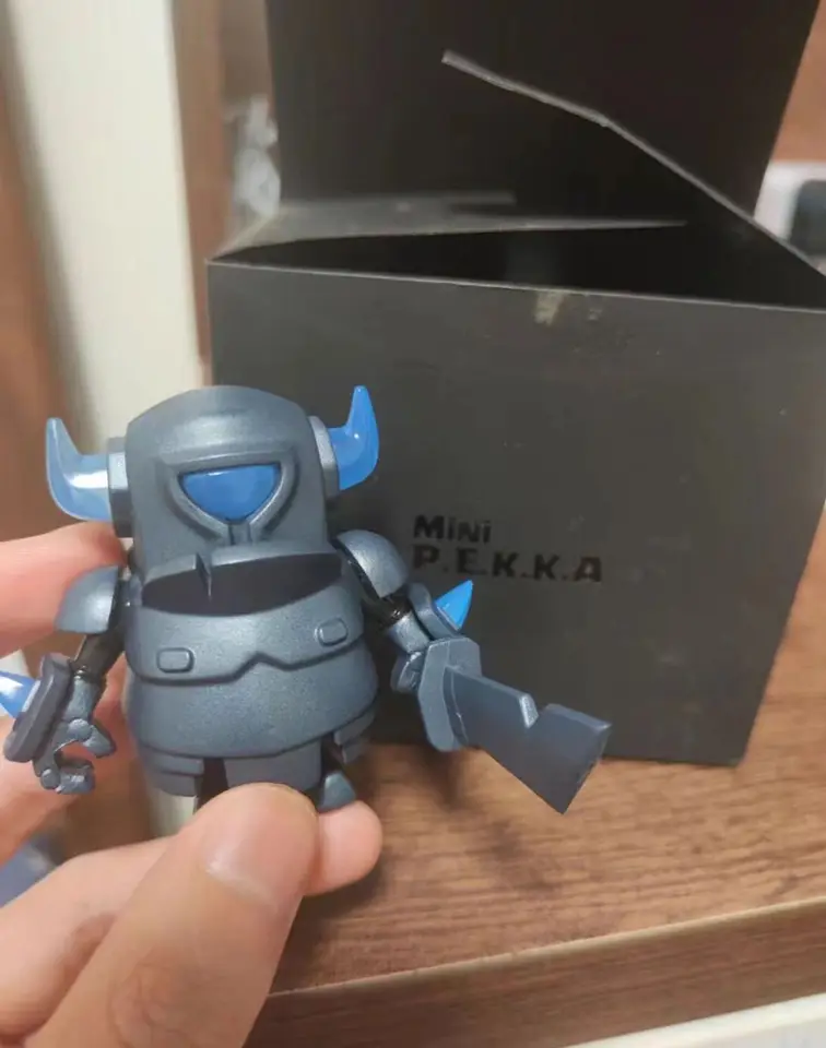 mini pekka muñeco