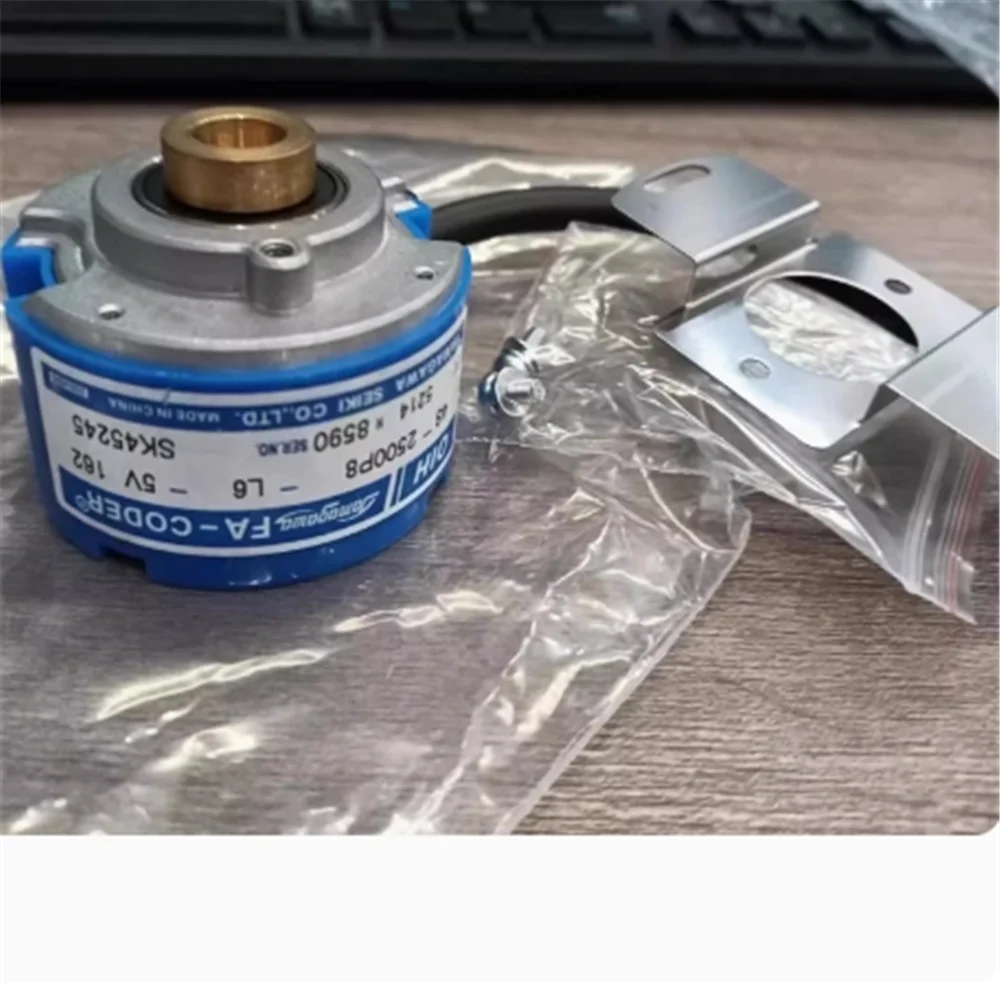 

48-2500P8-L6-5V servo motor TS5214N8566 encoder N566 servo encoder TS5214 N 8566 (48-2500P8-L6 5V-179)