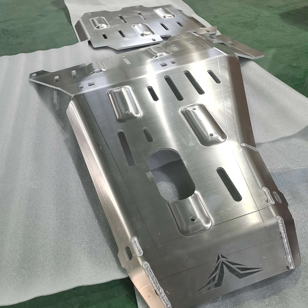 Shenzhen Lantsun JL3001-4XE Aluminum Alloy for Jeep for wrangler JL 4XE accessories + engine chassis guard
