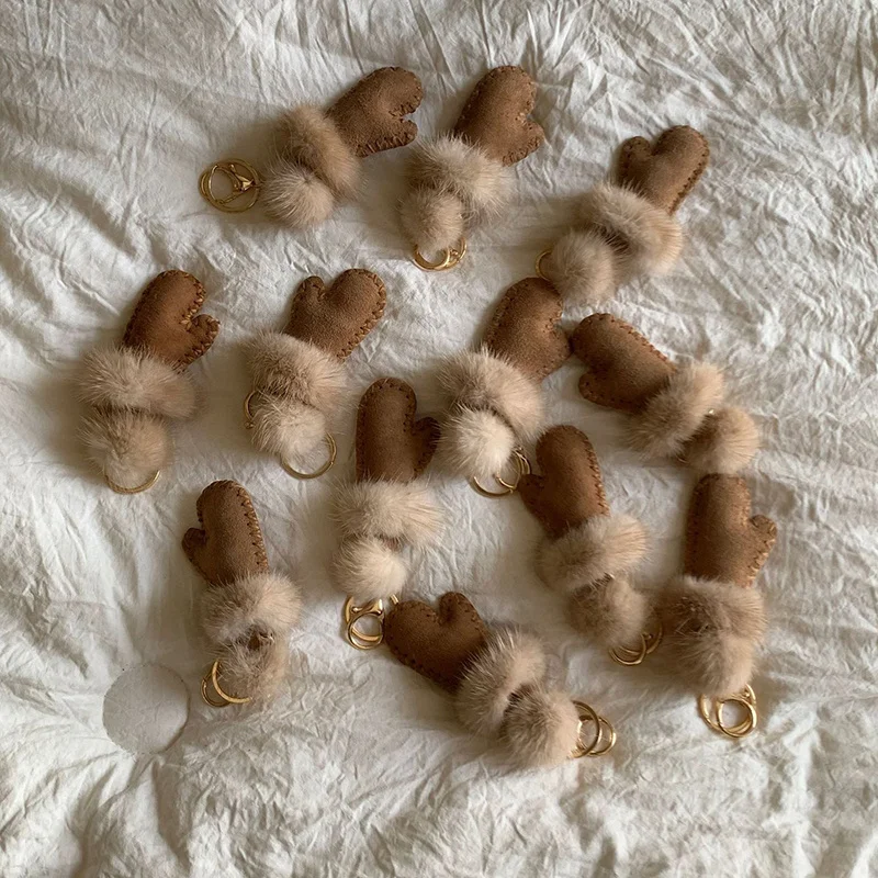 New Fashion Fur Plush Mini Glove Pendant Jewelry Bag Decoration Small Gloves Keychain Hanging Charm Accessories