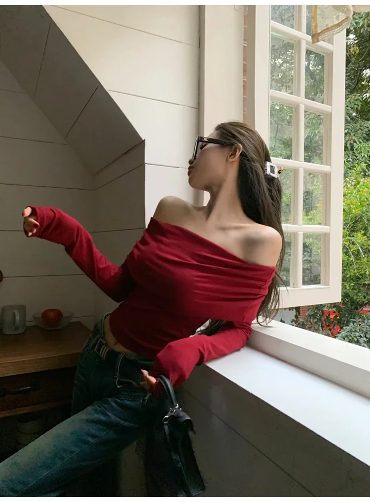 Camisetas con hombros descubiertos para mujer, camisetas casuales de manga larga lisas, tops cortos, ropa de calle, ropa de club, suéteres sexys con cuello torcido y cálidos