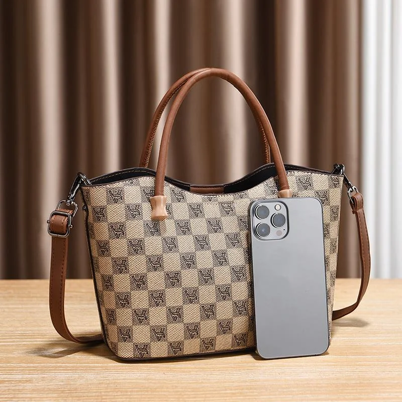 Classic Tote Bag, New Commuter Handbag, Large Capacity Fashionable And Versatile Shoulder Messenger Bag, Boutique Women's Bag, Highly Recommended_voghion.com
