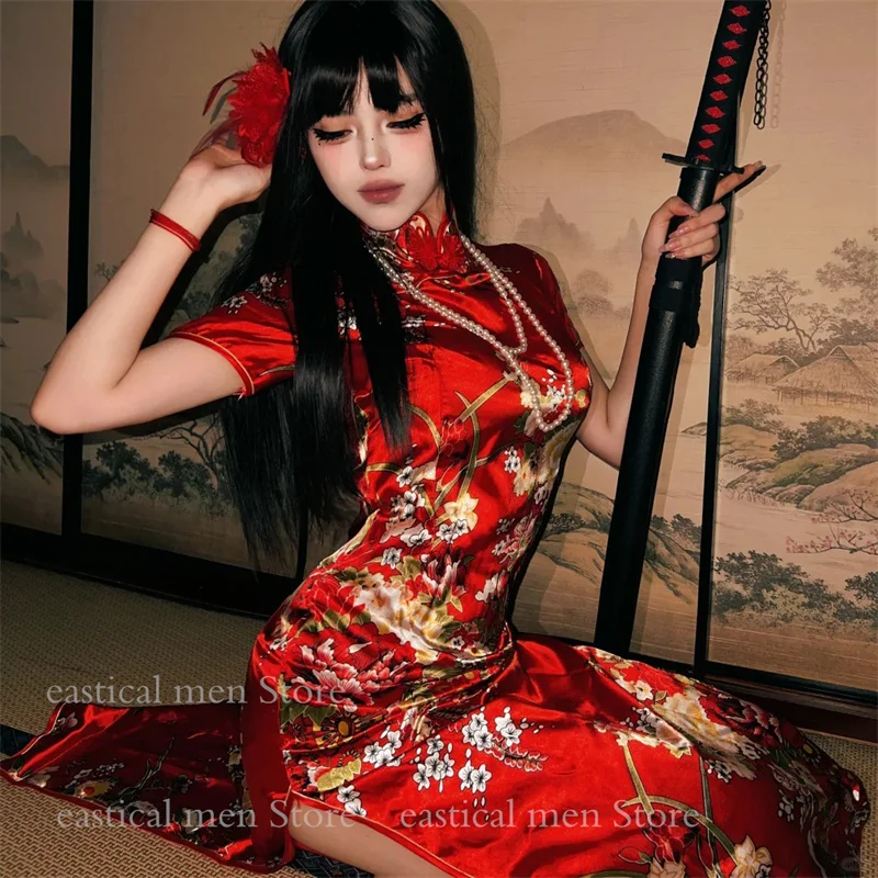 Yajun 中国の伝統的なチャイナドレスの女性の刺繡旗袍エレガントな 