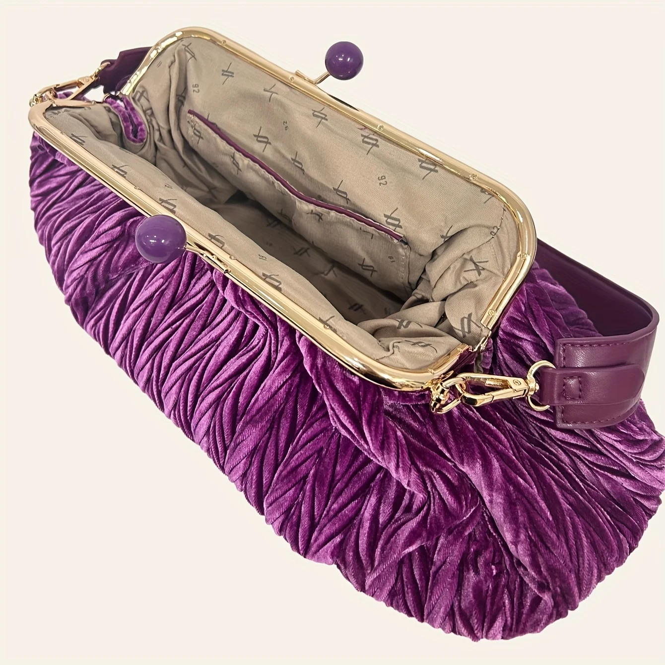 Retro Damen Schultertasche aus Samt 5