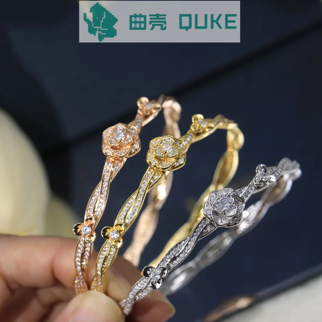 

Asian gold material vacuum plated platinum inlaid flash diamond high-end fashionable temperament rose bracelet for women