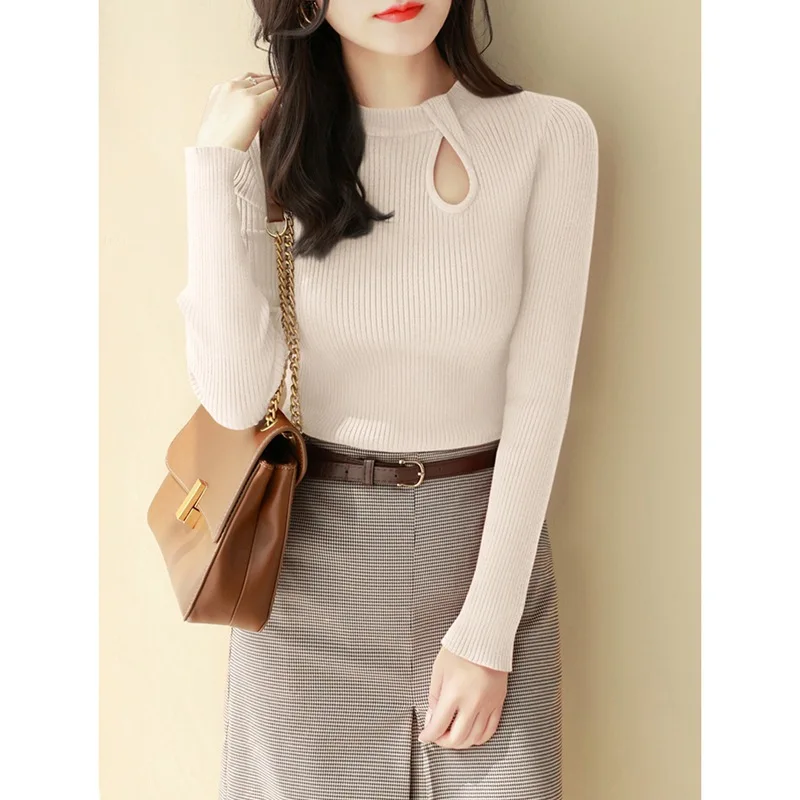 

Autumn and winter advanced feeling semi-high round collar long sleeve hollowed out sweater sweater white