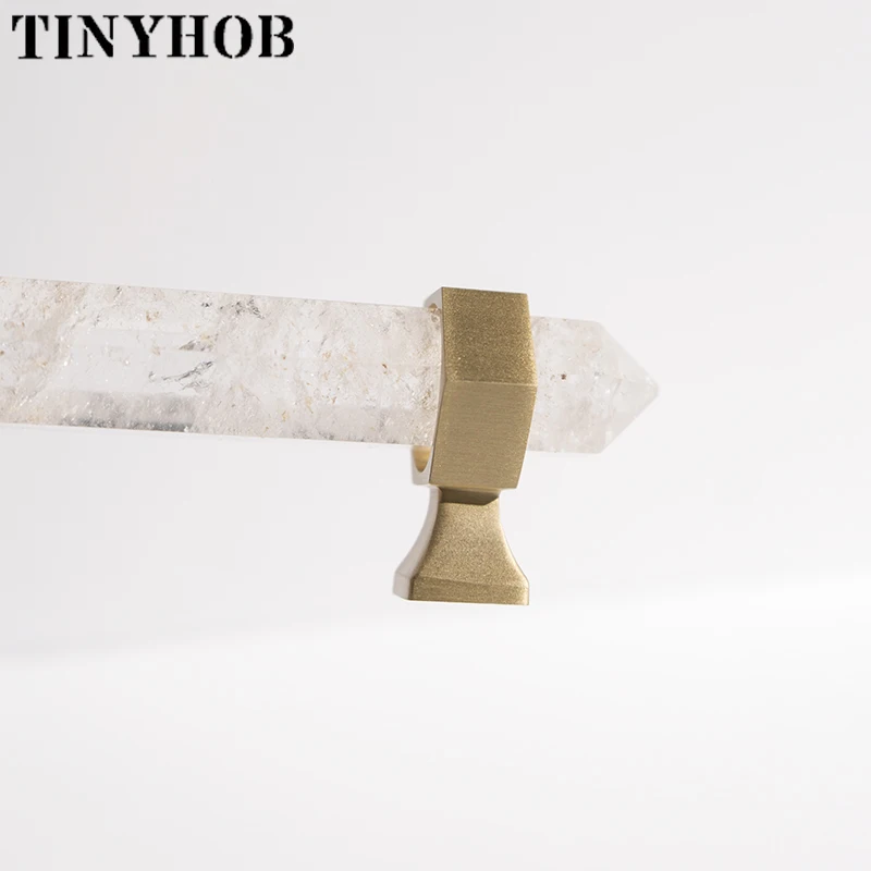 punho do cristal natural para mobilia 05