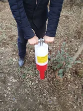  Agricultural Hand Pressure Fertiliser Multifunctional Crop Vegetables Corn Fruit Tree Underground Root Fertilizer 