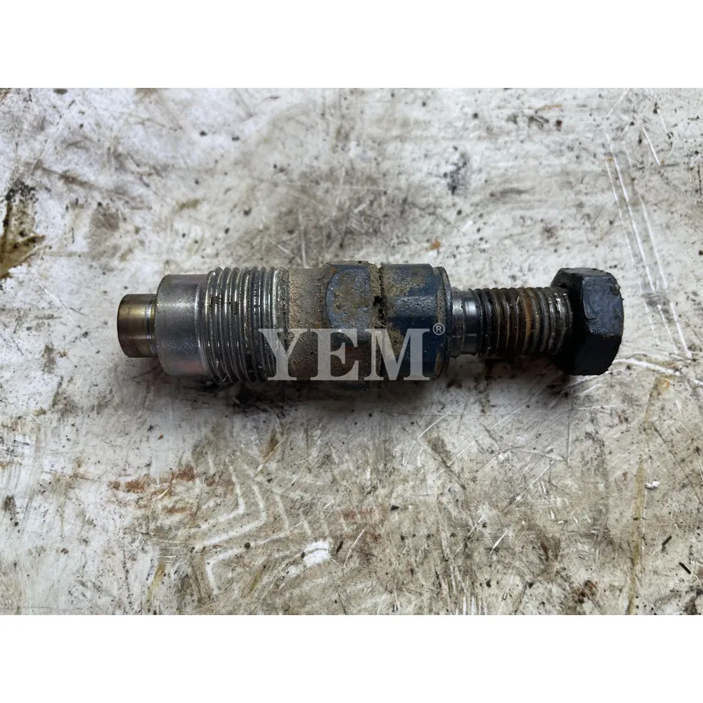 

Запчасти для дизельных двигателей Kubota D1803 топливный инжектор.