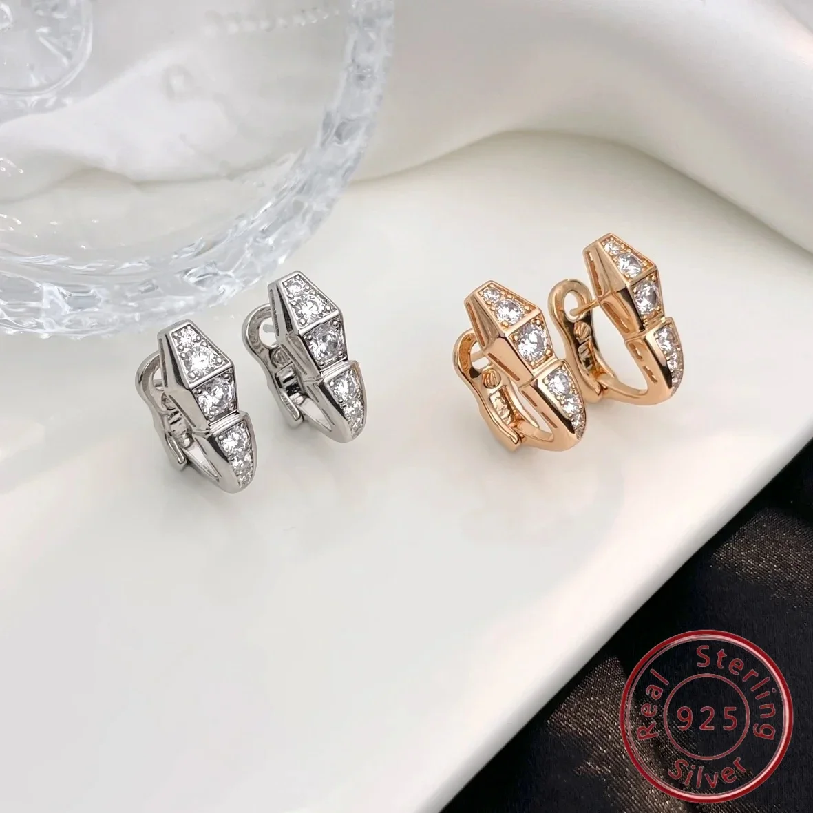 

925 High-quality Women's Jewelry Earring Will Take You Into A Charming and Exquisite Dream World That Is Both True and False