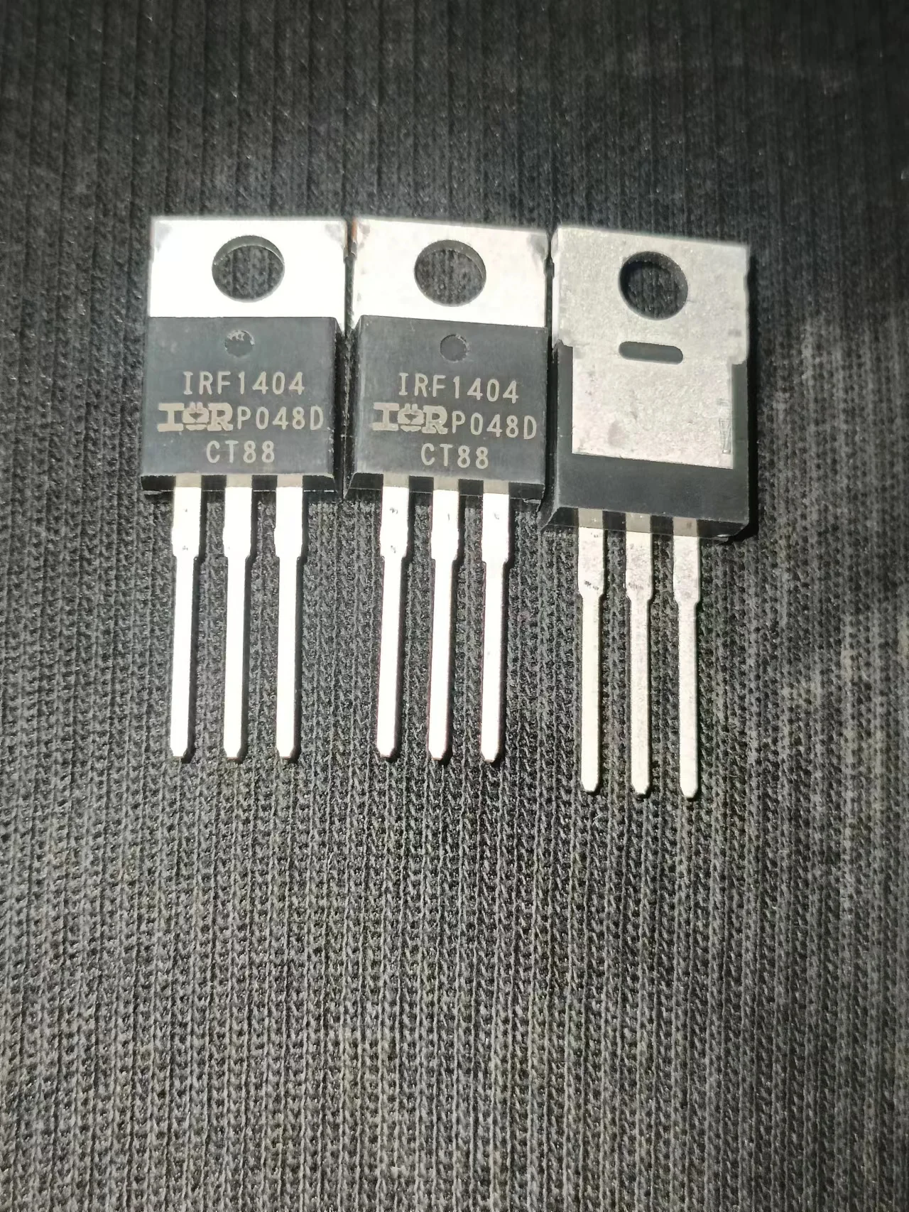 IRF1404 Mosfet Original 100% IRF1404PBF 40V 202A TO220 Transistor