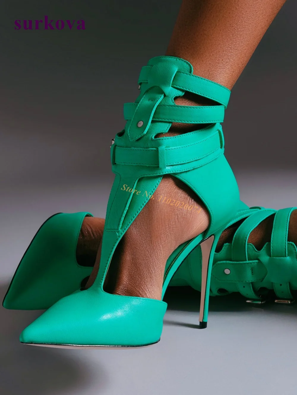 

Cut Out T Strap High Heels Pointed Toe Stiletto Heels Buckle Leather Women's Pumps 2022 New Designer Summer Luxury Party Shoes