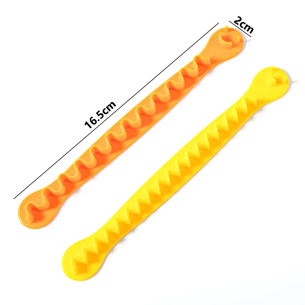 Random Color Fancy Cooked Eggs Cutter Household Boiled Eggs Creative Tools Bento cut flower shaper 2 Pcs Egg Cutter
