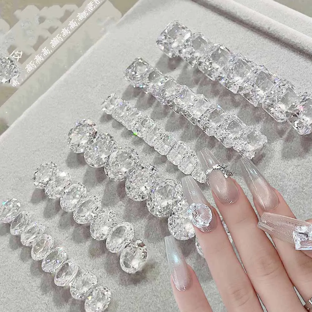 10Pcs 3D 클리어 지르콘 네일 아트 참 8 모양 뾰족한 바닥 다이아몬드 네일 라인 석 타원형/직사각형 보석 매니큐어 장식 1