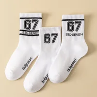 Chaussettes tendance pour adolescents avec imprimé "67" – Chaussettes de sport mi-mollet pour enfants tendance toutes saisons 1