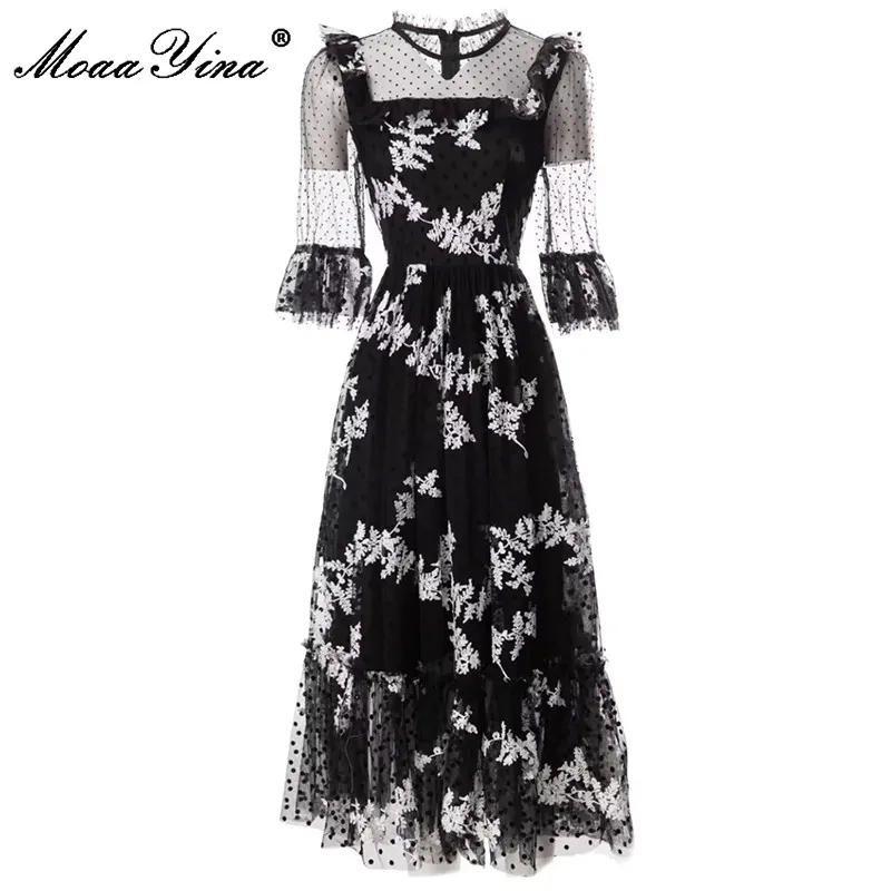 

MoaaYina Fashion Designer dress Summer Women's Dress O-Neck Flare Short Sleeve Flowers Embroidery Mesh Polka Dot Dresses