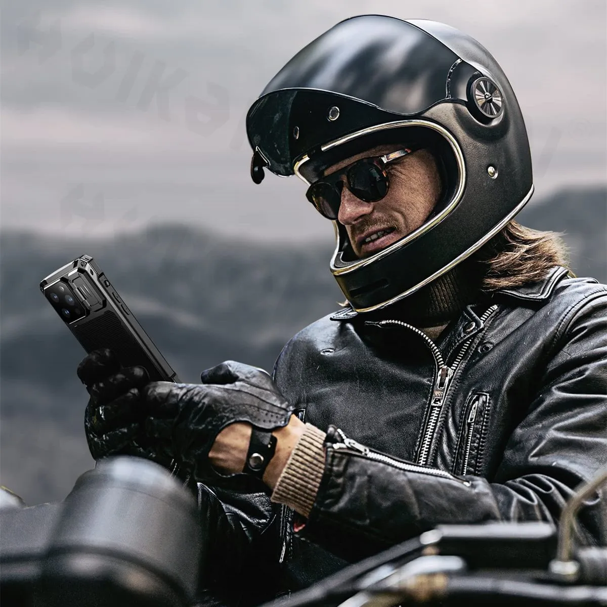 iPhone 15 Pro 14 Pro Max 용 금속 케이스 견고한 강화 유리 화면 보호기 카메라 보호 갑옷 MagSafe 마그네틱 커버