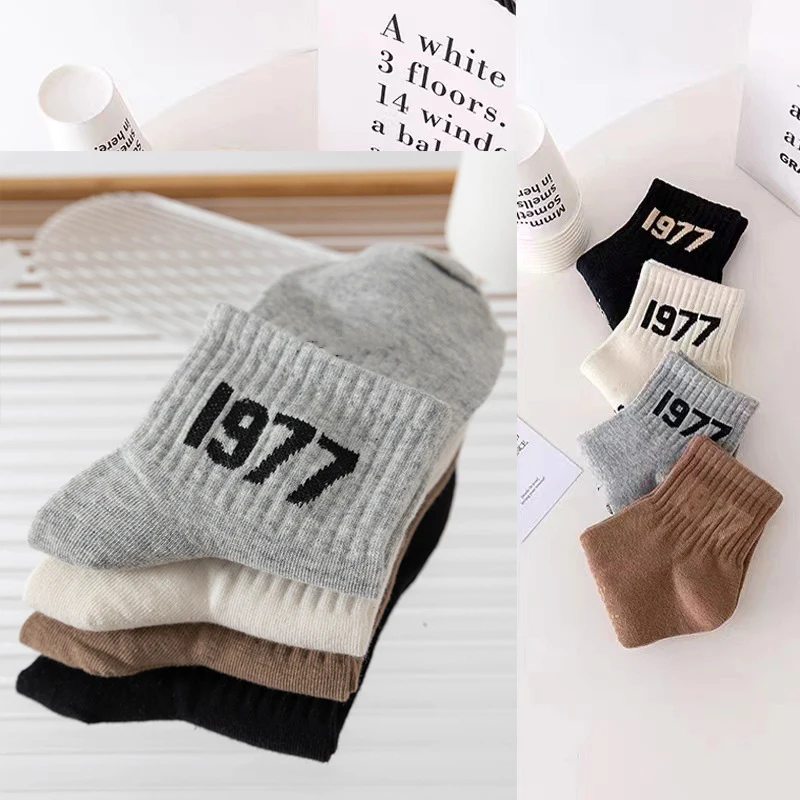 4 Pairs Hip Hop Socks Men Sport Ankle Socks Cotton Short Men Women Skateboard Fashion Style Gift Couple Breathable Low Cut cotton socks