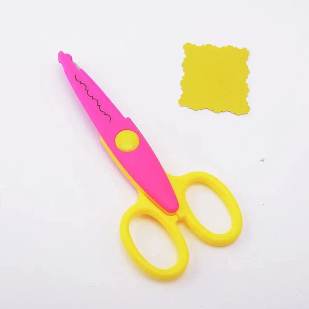 1/6PCS DIY 컬러 레이스 가위 편안한 손잡이 작은 둥근 머리 종이 절단 가위 물결 모양 문구 미술 도구