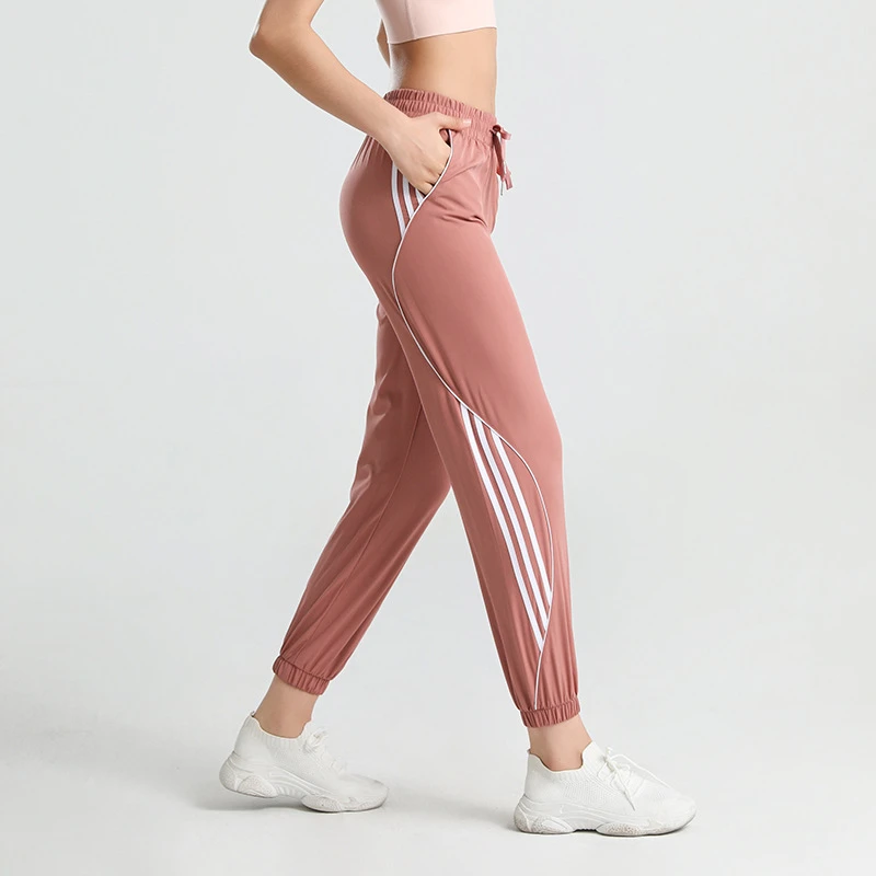 Loose Fit Yoga Pants With Pockets