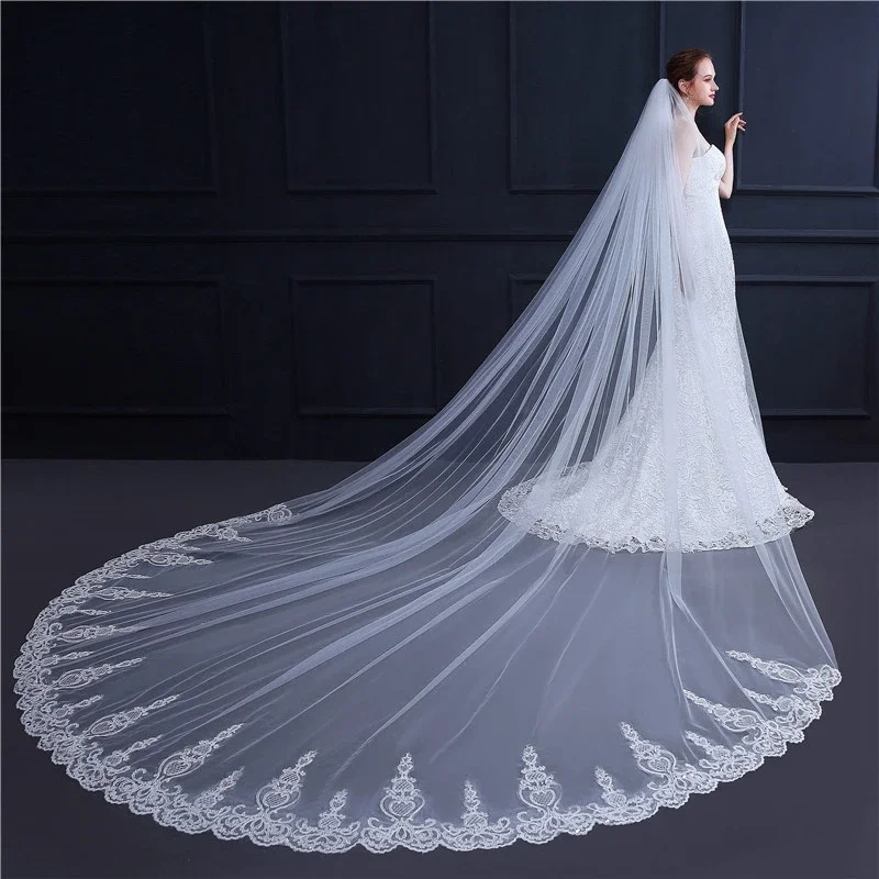 

Wholesale 3.5M Lace Appliques Wedding Veils With Comb Bodas Sexy Weeding Accessoire Urne Mariage Bridal Veil Voile De La Mariée