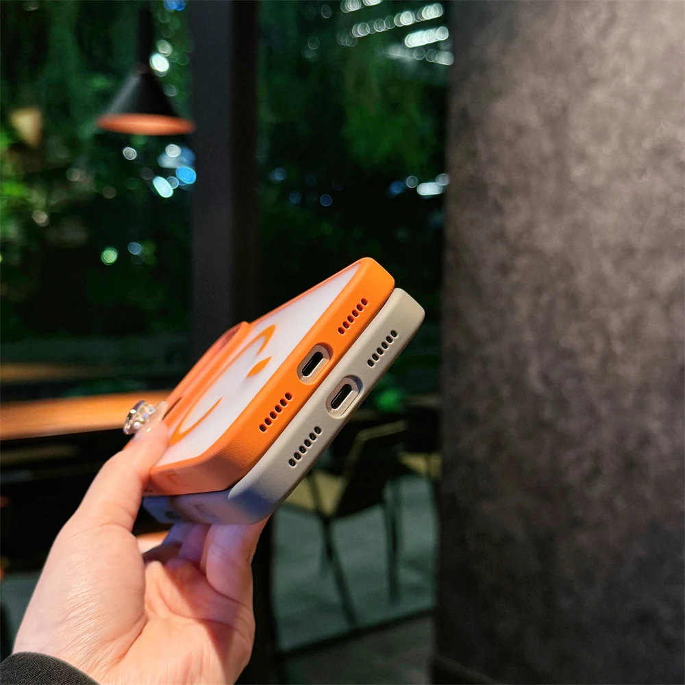 Luxury Matte Shockproof Magnetic Case - Transparent Wireless Charging Hard Cover