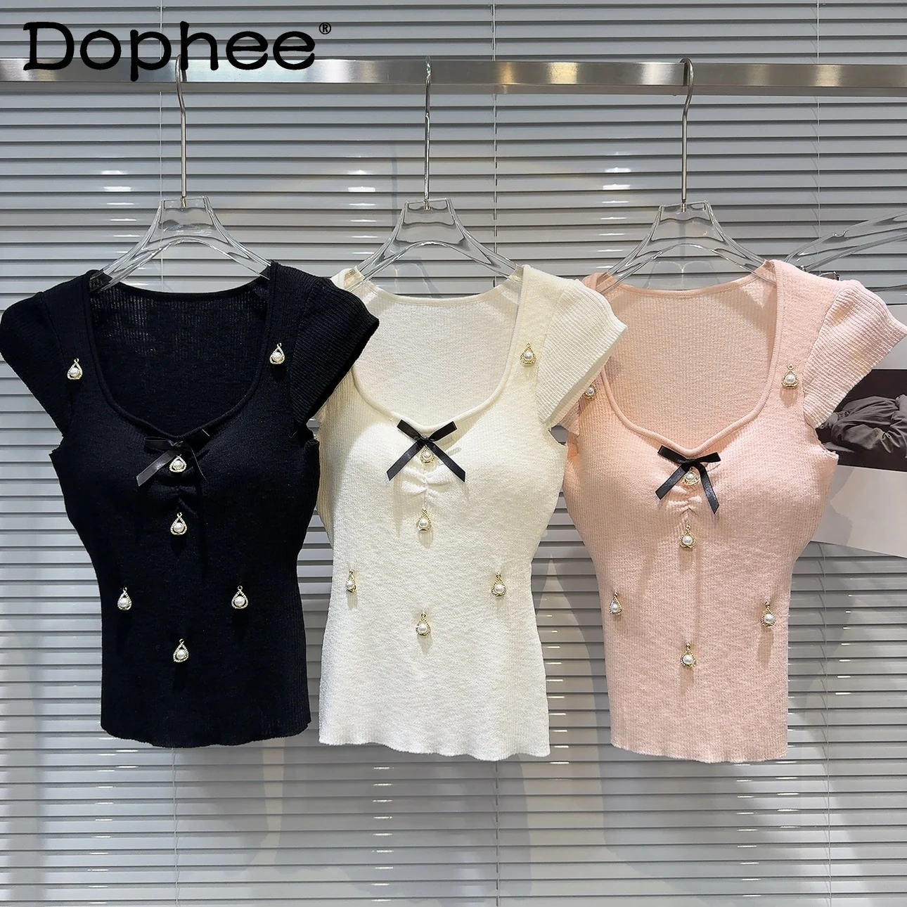 

Retro Square Collar Slim Fit Sponge Brassiere Pad Knitwear Top 2024 Summer New Sweet Bow Pearl Decorative T-shirt Women Clothes