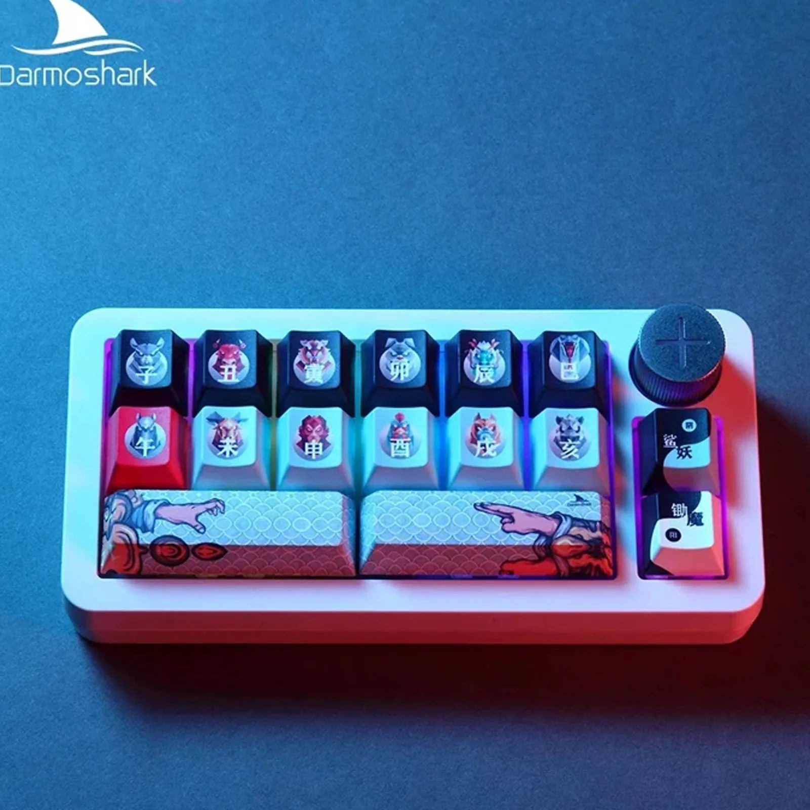 

Darmoshark Sk16 Numeric Keypad Wireless Mechanical Hot Swap Keyboard Original Design 16 Keys Huano Switch For Desktop Computer