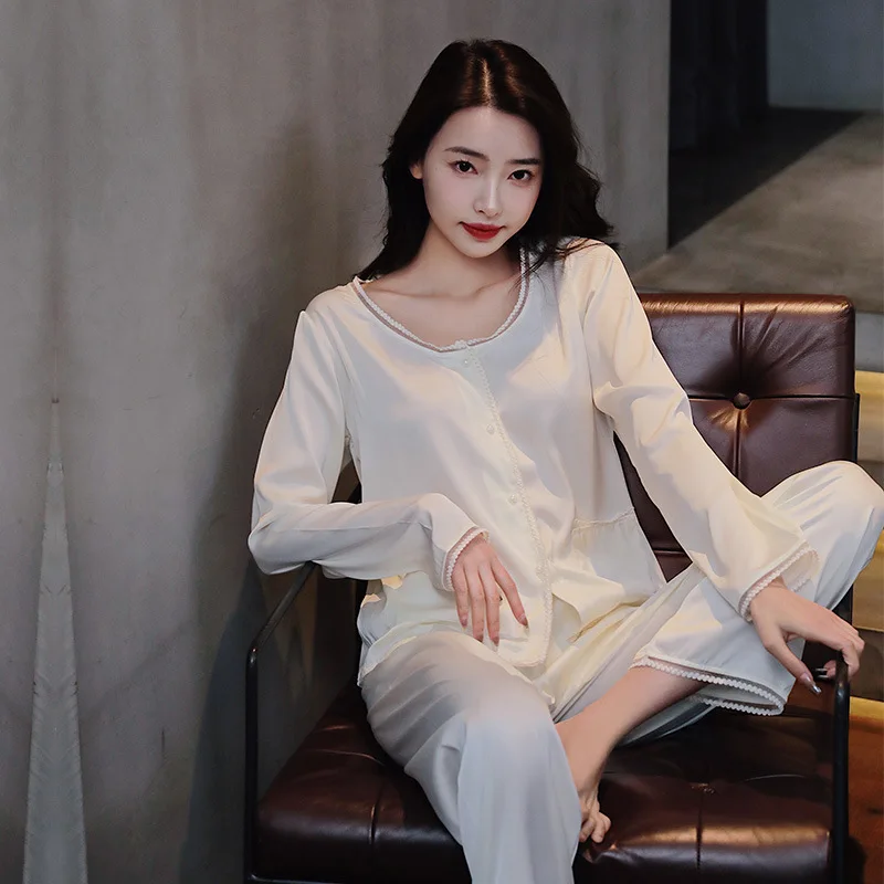

New Pajamas Women's Spring, Autumn, Summer, Ice Lace Sexy, High Grade, Court Style, Simple, Large Size Home Fury, Round Neck