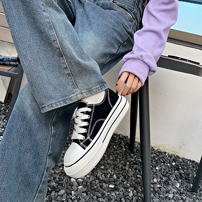 Canvas Shoes Women 2023 Spring New Thick Heel Board Shoes Retro All Match Casual Women Shoes
