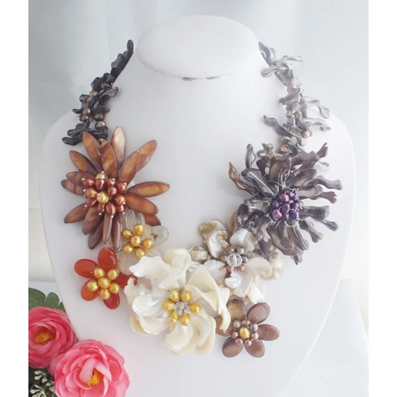 

7 Beauty Handmade Shell Flower necklace Jewelry 20"