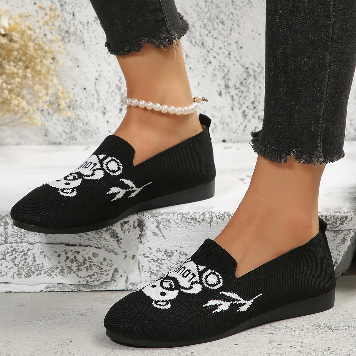 2023 New Women Sneakers Mesh Breathable Floral Comfort Mother Shoes Soft Solid Color Fashion Female Footwear Lightweight