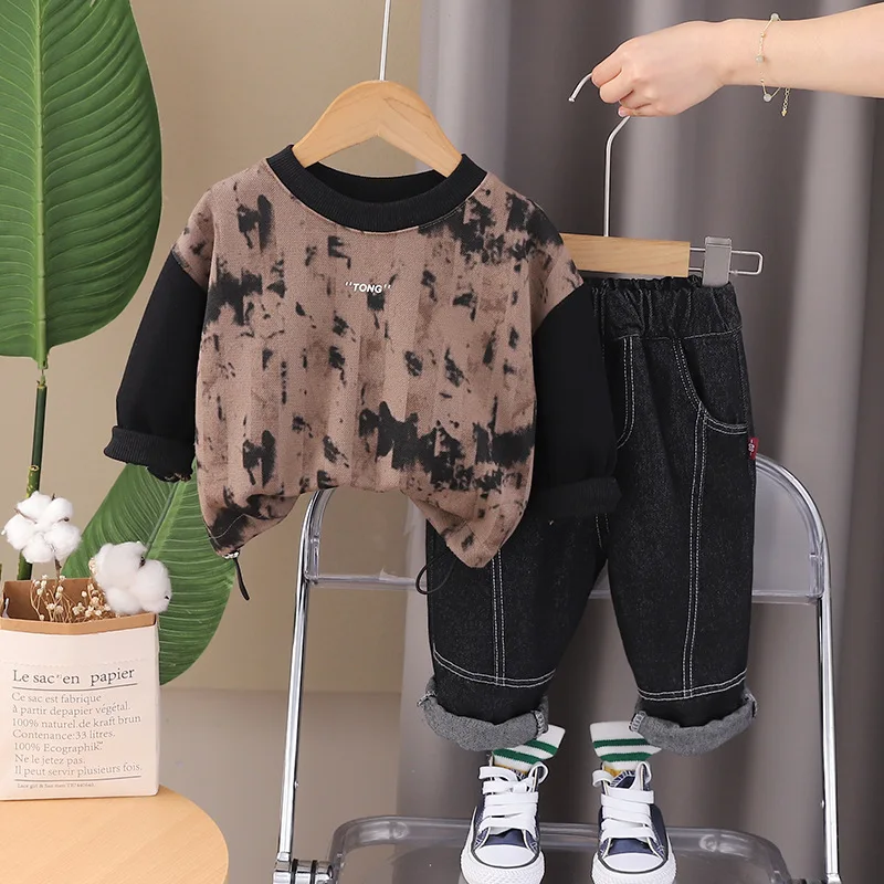 

2024 Spring Childrens Casual Fashion Vertical Stripe Halo Dyeing O-neck Long Sleeve T-shirts and Pants Suit for Boys and Girls