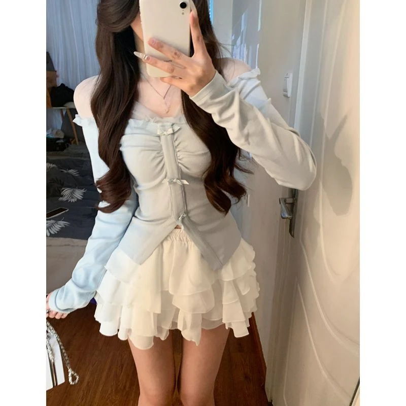 รูปสินค้า ชุด Y2K น่ารักสดใส กระโปรงมินิแขนยาว