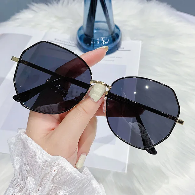 Fashion Women Sunglasses Luxury Brand Designer Women Vintage Sun Glasses UV400 Lady Sunglasses Shades Eyewear Sunglasses 6