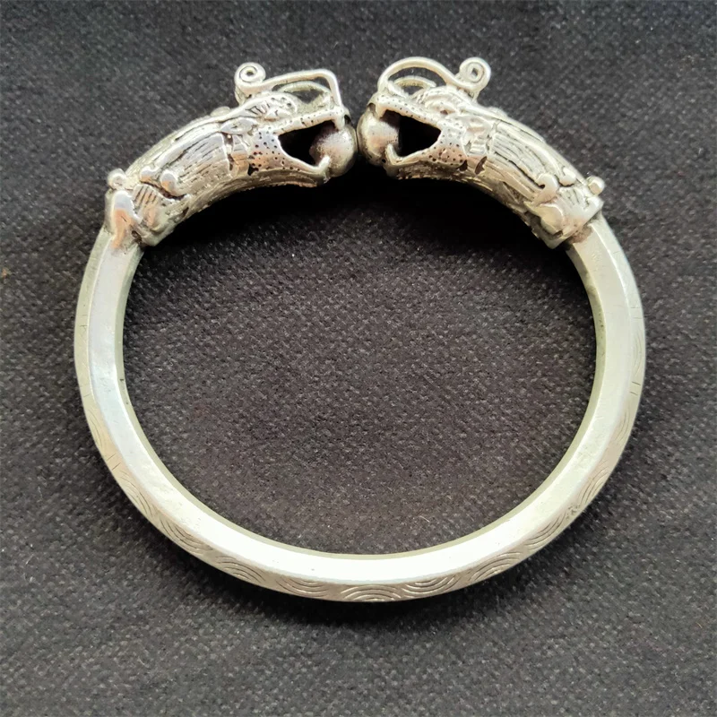 

MaiChuang/Tibetan Silver Retro Old-fashioned Hexagonal Adjustable Size Double Tap bangles Men Women Fashion Personality Gift