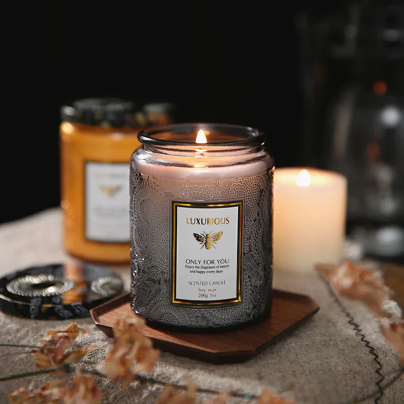 Medium embossed glass creative home fragrance candle smokeless handmade soy wax scented gift box |