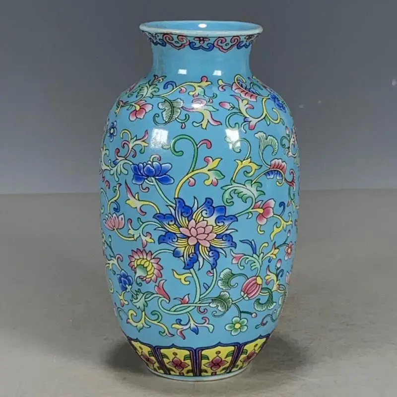 

Chinese Blue Famille Rose Porcelain Qing Qianlong Lotus Pattern Vase 5.78 Inch