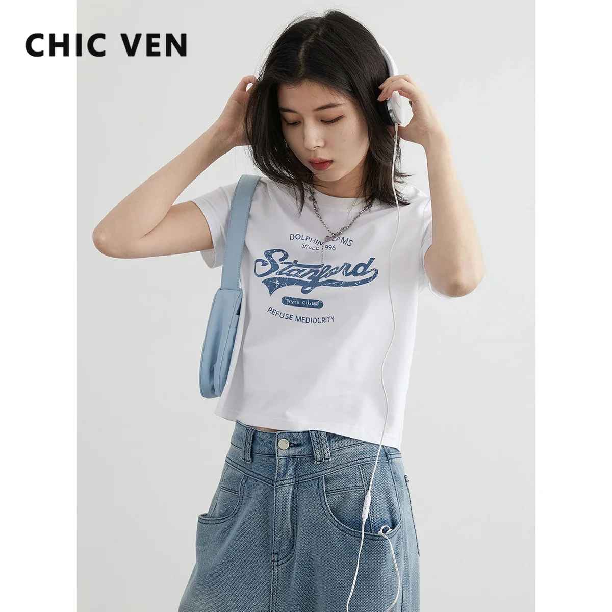 

CHIC VEN Retro Women T-Shirts New Casual O Neck Short Sleeved Letter Printed Girl Tees Slim Female Basic Top Summer 2024