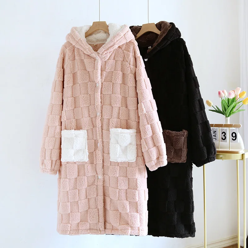 2026 New Autumn/Winter Couple Sleeping Robe, Fleece and Thickened Home Bathrobe, Men's and Women's Home Clothing Robe Bath Robe S8a8dca4a3d664385a154cb73deb66a6c1
