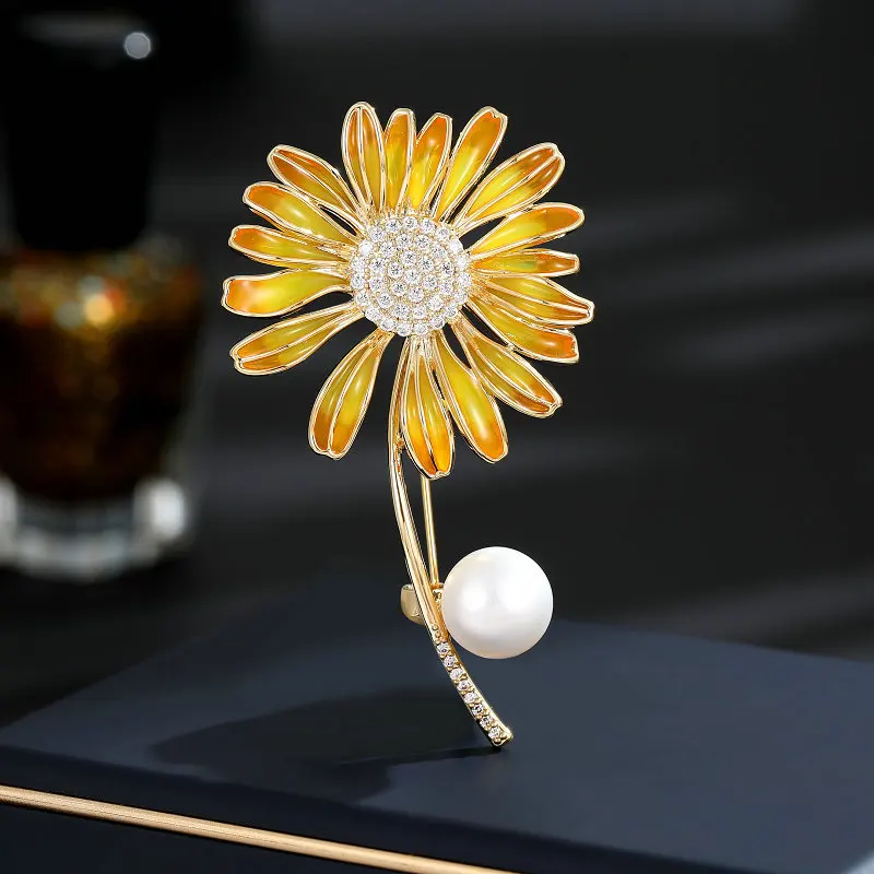 

Summer Fashion Statement Sunflowers Brooches Jewelry For Lady Brand Design Enamel Glaze Floral Corsage Bouttoniere