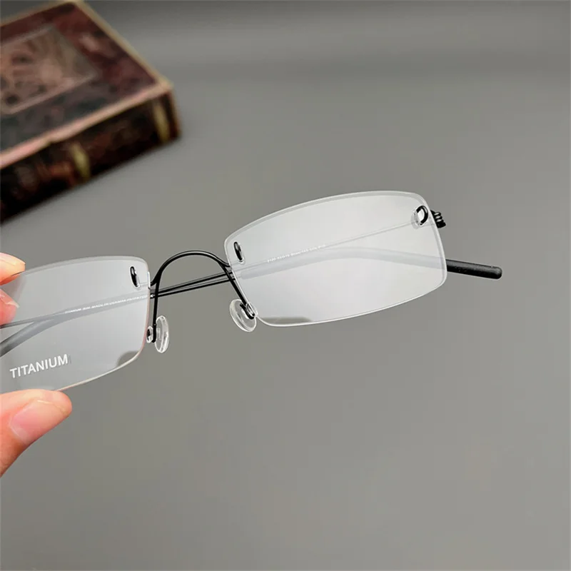 Dänemark Schraubenlose Schmale Quadratische Rahmen Brille Männer Business Rechteck Randlose Brillen Rahmen Ultraleicht Frauen Marke Brillen – Detail 11