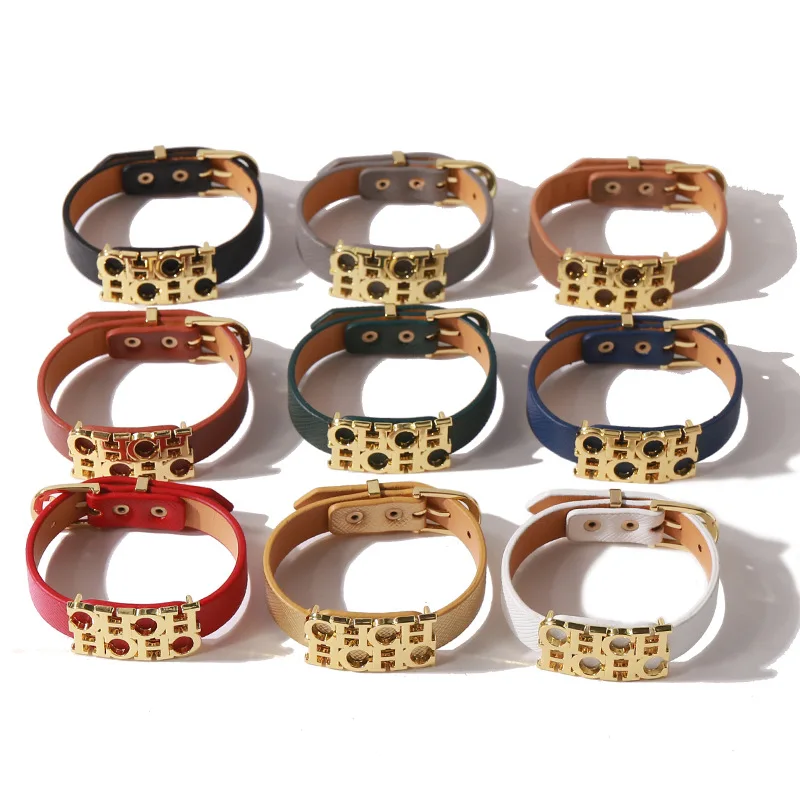 

Smooth CHC Letter Single Ring Alloy PU Bracelet