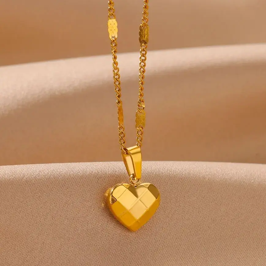 Geometric Heart Pendant Stainless Steel Necklaces For Women Gold Color Aesthetic Heart Pendant Necklace 2024 Trendy Jewelry BFF