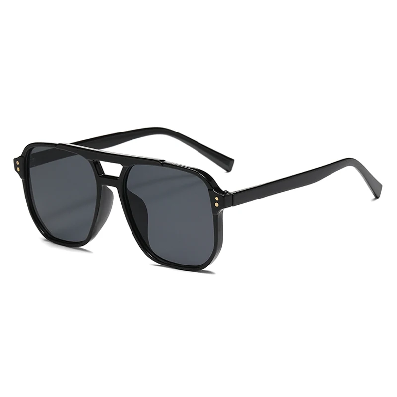 Vintage Oversized Pilot Sunglasses with Yellow Lenses – Unisex Eyewear