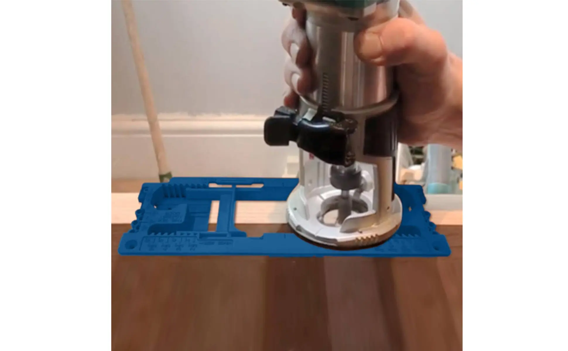 Door Hinge Router Template Precise Cutting Door Hinge Jig Accommodates Common Hinges Easy to Use for Woodworkers Door Hinge Router Template Precise Cutting Door Hinge Jig Accommodates Common Hinges Easy to Use for Woodworkers