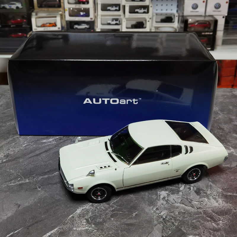AUTOART-Toyota Celica LIFTback 2000GT (RA25) Modelo de carro