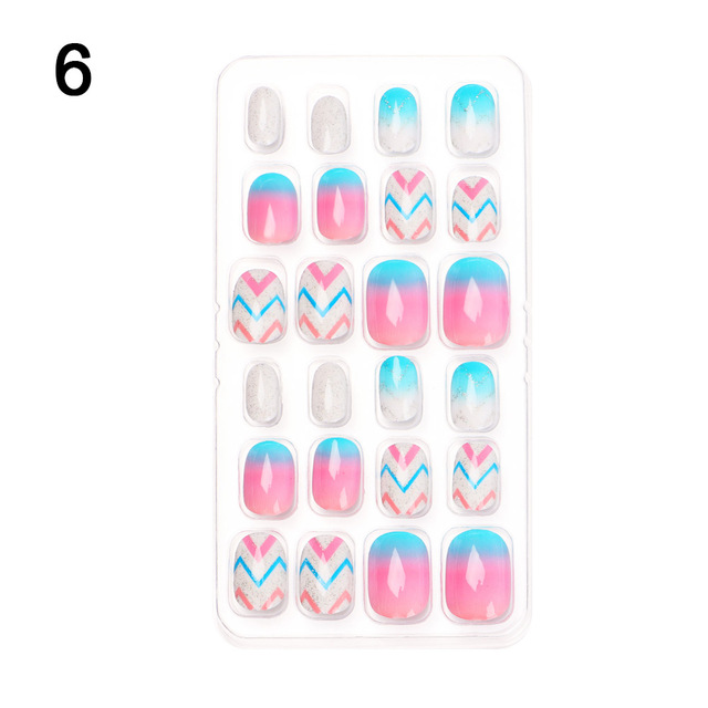 Candy False Nail Tips Children Cartoon Full Cover Kid Glue Self Fake Nail Art for Girls Manicure Tips Nail Decor