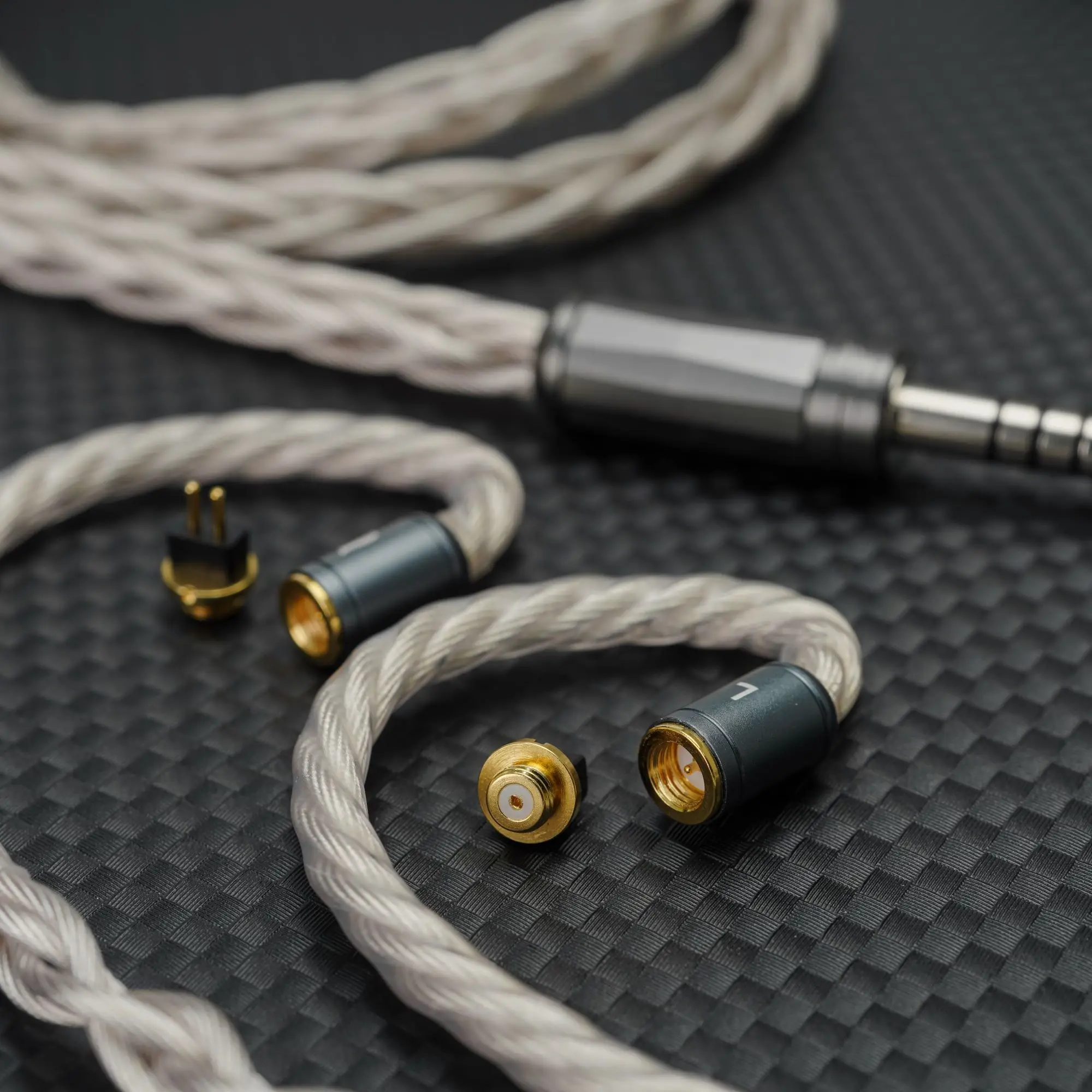 Hybrid Cable|effect Audio Signature Cadmus 8-wire Hybrid Iem